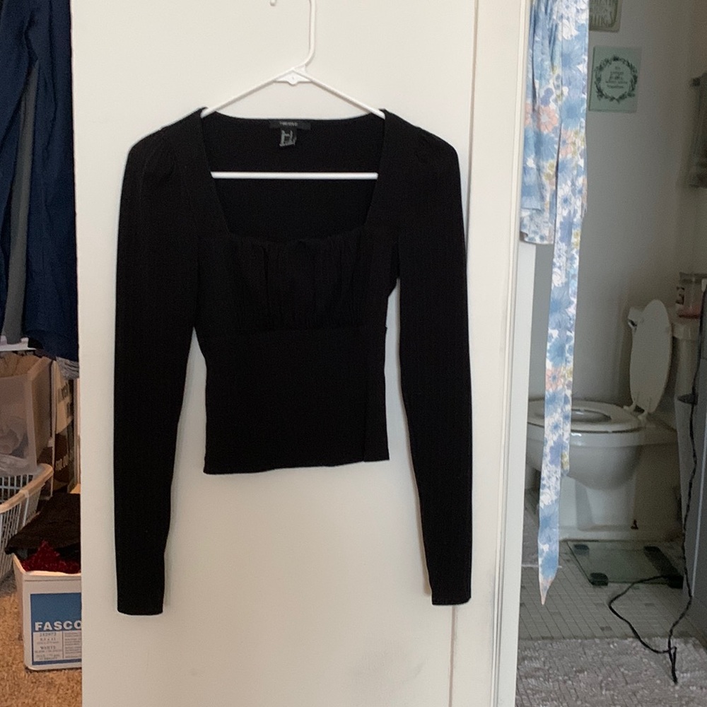 Black crop top